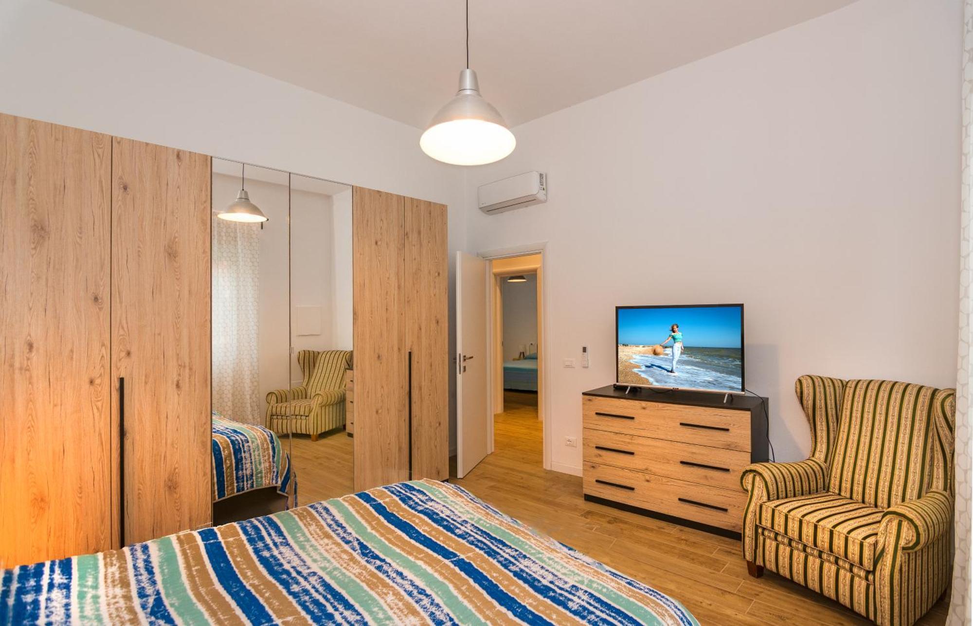 Casa Vacanze Da Antonio Ristrutturata Luglio 2023 Виареджо Екстериор снимка